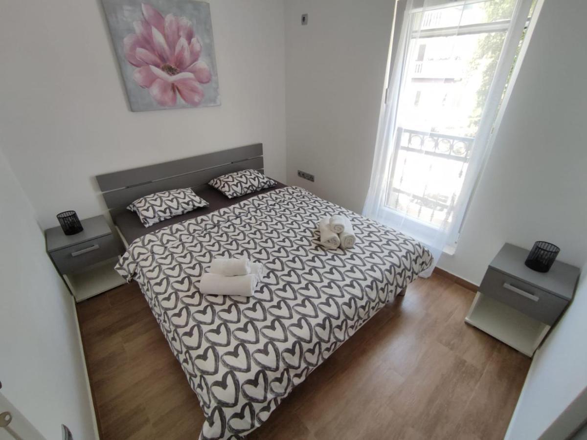 Apartman Ivana Biograd Na Moru Exteriér fotografie